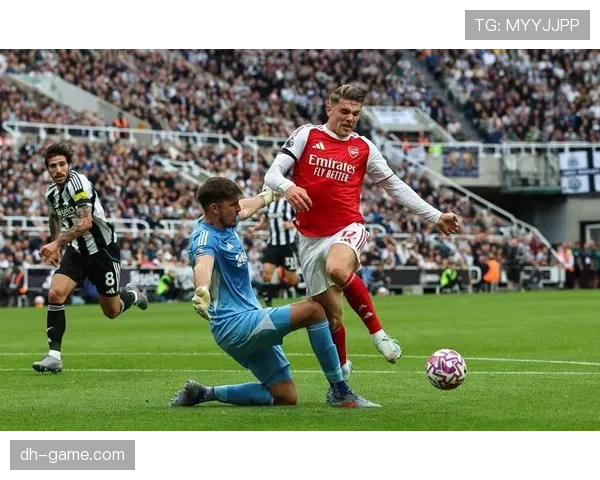 萨卡持续稳定发挥,助阿森纳领跑英超争冠行列 萨卡持续稳定发挥,助阿森纳领跑英超争冠行列