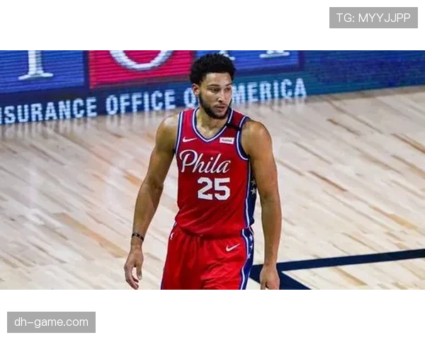 西蒙斯挡拆推进制造空位 比上季组织更稳定