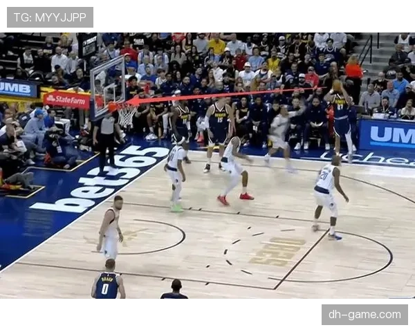 沃克·凯斯勒挡拆牵制约基奇拉开队友三分空间